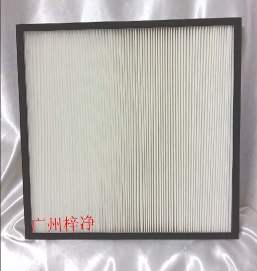 板式中效過濾器設(shè)計(jì)特點(diǎn)：風(fēng)量大、阻力小、結(jié)構(gòu)堅(jiān)固、可重復(fù)清潔使用。