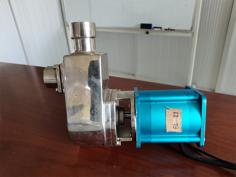 移動(dòng)式光伏小水泵